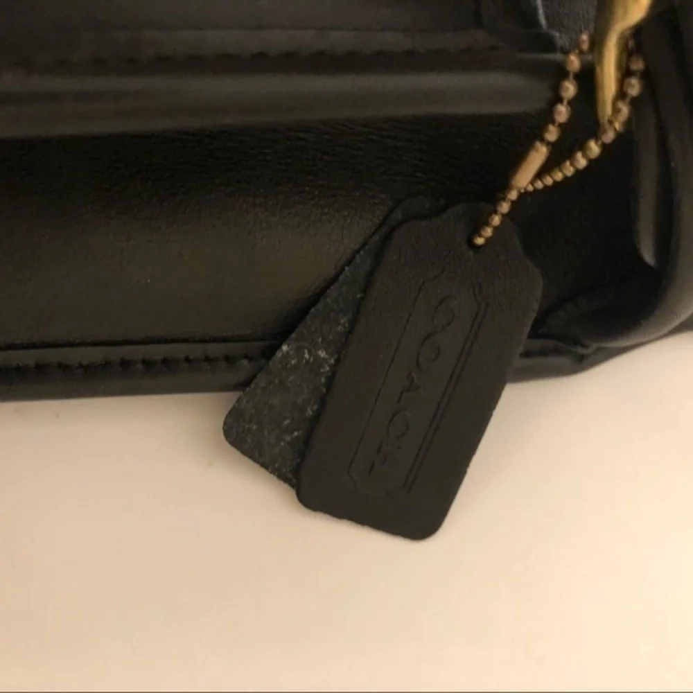 COACH 9170 classic shoulder bag black leather vintage flap saddle bag
